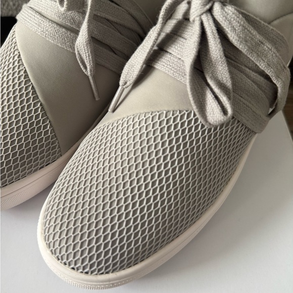 Steve Madden Gray Sneakers - Picture 5 of 9